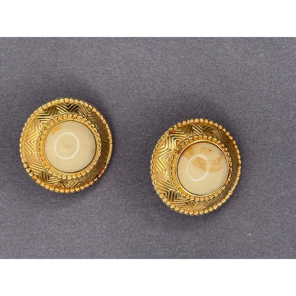 Vintage Monet Gold Cabochon Clip Earrings Textured Statement 80s 90s Designer - Picture 6 of 10